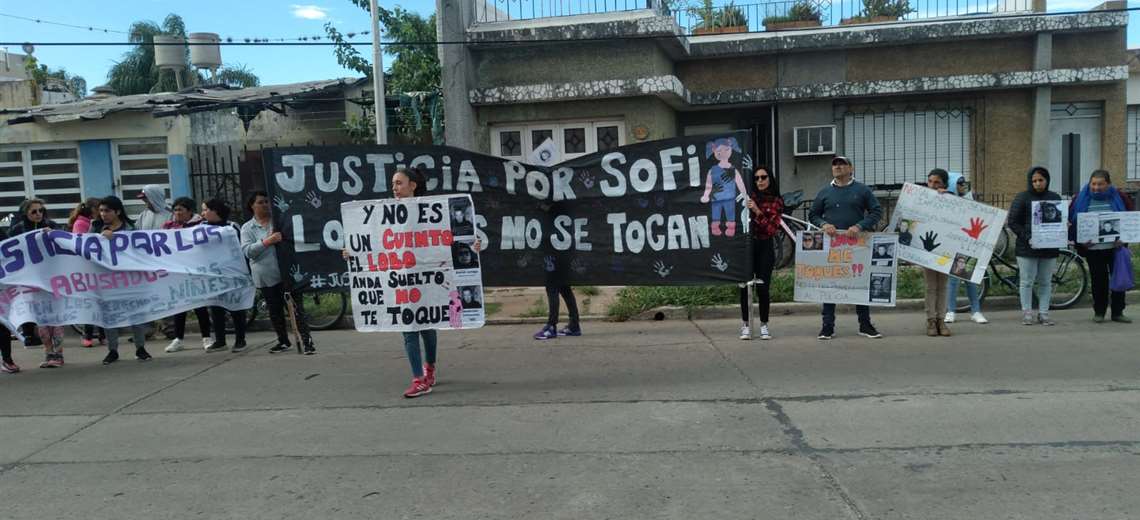 Marcha Contra El Abuso Infantil En San Lorenzo Hay Muchos Casos De